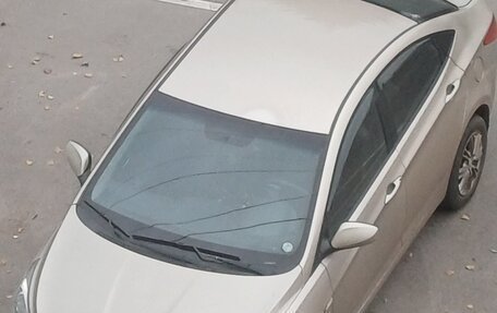 Hyundai Solaris II рестайлинг, 2011 год, 630 000 рублей, 1 фотография