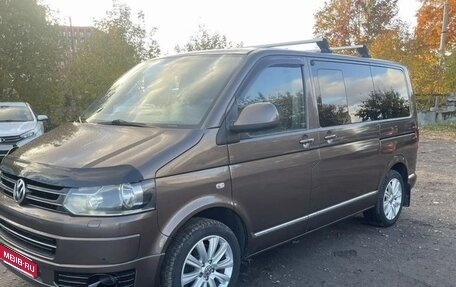 Volkswagen Multivan T5, 2010 год, 2 050 000 рублей, 1 фотография