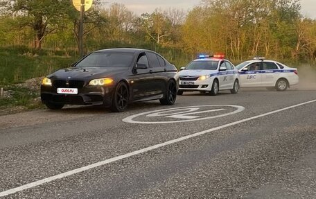 BMW 5 серия, 2010 год, 1 550 000 рублей, 3 фотография