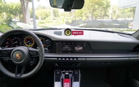 Porsche 911, 2022 год, 11 310 000 рублей, 10 фотография