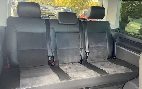 Volkswagen Multivan T5, 2010 год, 2 050 000 рублей, 8 фотография