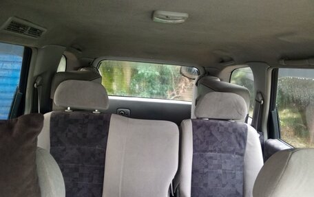 Nissan Bassara, 2000 год, 370 000 рублей, 13 фотография