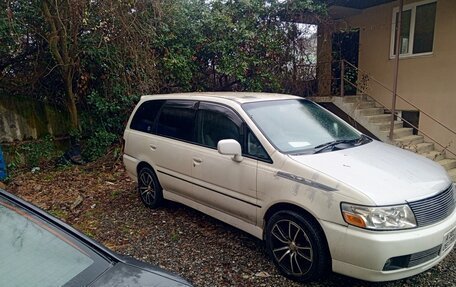 Nissan Bassara, 2000 год, 370 000 рублей, 6 фотография