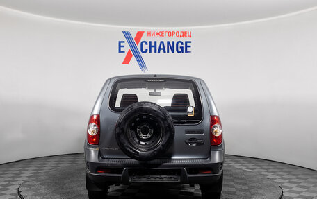 Chevrolet Niva I рестайлинг, 2015 год, 559 000 рублей, 5 фотография