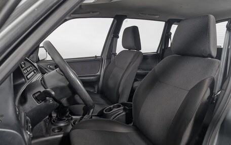 Chevrolet Niva I рестайлинг, 2015 год, 559 000 рублей, 9 фотография