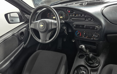 Chevrolet Niva I рестайлинг, 2015 год, 559 000 рублей, 14 фотография