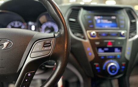 Hyundai Santa Fe III рестайлинг, 2017 год, 2 580 000 рублей, 20 фотография