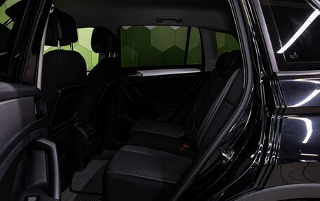 Volkswagen Tiguan II, 2020 год, 2 450 000 рублей, 14 фотография