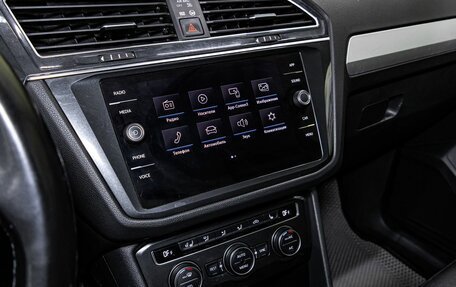 Volkswagen Tiguan II, 2020 год, 2 450 000 рублей, 20 фотография