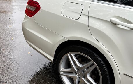 Mercedes-Benz E-Класс, 2010 год, 1 500 000 рублей, 4 фотография