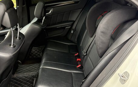 Mercedes-Benz E-Класс, 2010 год, 1 500 000 рублей, 8 фотография