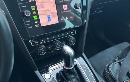 Volkswagen Passat B8 рестайлинг, 2018 год, 3 000 000 рублей, 3 фотография