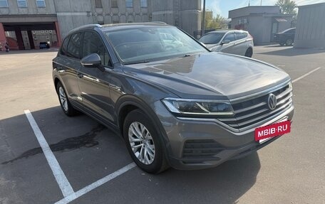 Volkswagen Touareg III, 2019 год, 4 000 000 рублей, 4 фотография