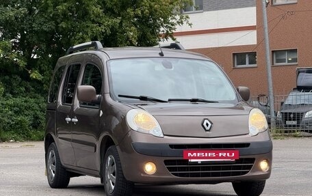Renault Kangoo II рестайлинг, 2012 год, 780 000 рублей, 4 фотография
