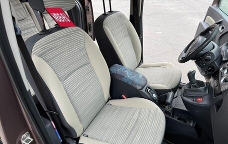 Renault Kangoo II рестайлинг, 2012 год, 780 000 рублей, 18 фотография