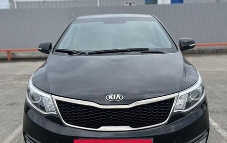 KIA Rio III рестайлинг, 2015 год, 895 000 рублей, 2 фотография