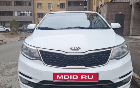 KIA Rio III рестайлинг, 2015 год, 570 000 рублей, 1 фотография