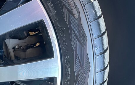 Volkswagen Multivan T6 рестайлинг, 2018 год, 5 400 000 рублей, 1 фотография