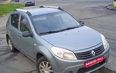 Renault Sandero I, 2010 год, 389 000 рублей, 2 фотография