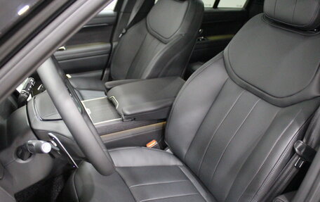 Land Rover Range Rover IV рестайлинг, 2025 год, 22 590 000 рублей, 19 фотография