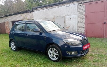 Skoda Fabia II, 2012 год, 530 000 рублей, 3 фотография