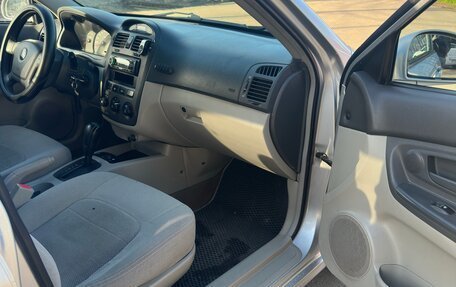 KIA Cerato I, 2005 год, 370 000 рублей, 7 фотография