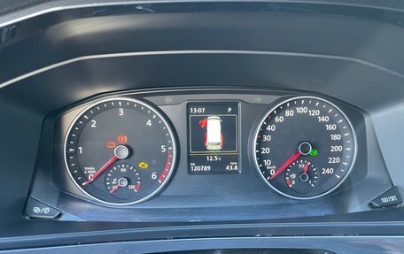 Volkswagen Multivan T6 рестайлинг, 2018 год, 5 400 000 рублей, 6 фотография