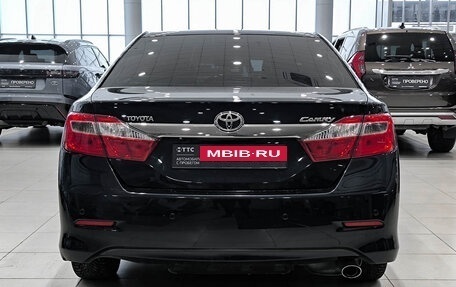 Toyota Camry, 2014 год, 1 699 000 рублей, 10 фотография