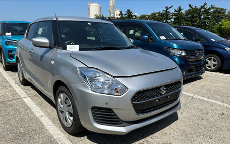 Suzuki Swift V, 2018 год, 950 000 рублей, 3 фотография