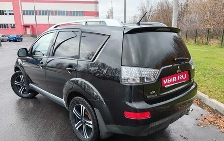 Mitsubishi Outlander III рестайлинг 3, 2007 год, 1 250 000 рублей, 5 фотография