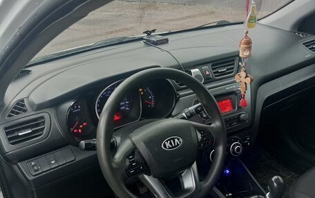 KIA Rio III рестайлинг, 2013 год, 650 000 рублей, 5 фотография