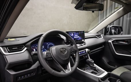 Toyota RAV4, 2025 год, 4 400 000 рублей, 8 фотография