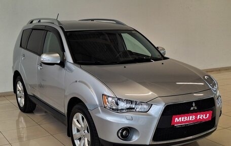 Mitsubishi Outlander III рестайлинг 3, 2010 год, 850 000 рублей, 3 фотография