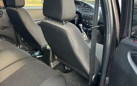 Chevrolet Niva I рестайлинг, 2015 год, 700 000 рублей, 9 фотография