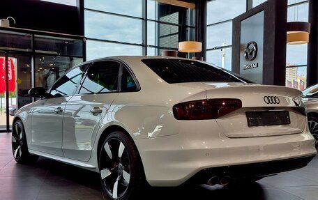 Audi A4, 2013 год, 1 990 000 рублей, 9 фотография