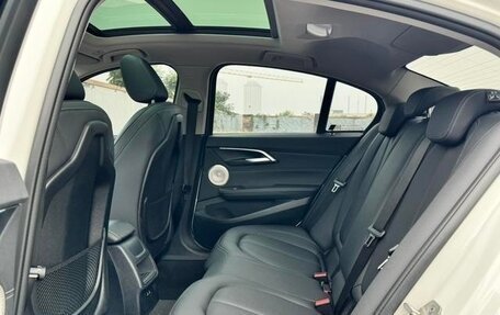 BMW 1 серия, 2022 год, 1 600 000 рублей, 17 фотография