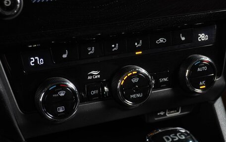 Skoda Octavia, 2018 год, 1 899 000 рублей, 18 фотография