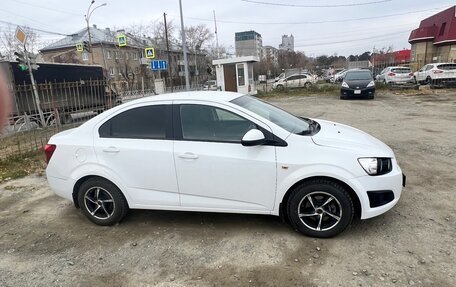 Chevrolet Aveo III, 2014 год, 700 000 рублей, 3 фотография