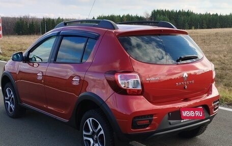 Renault Sandero II рестайлинг, 2018 год, 1 380 000 рублей, 5 фотография