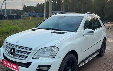 Mercedes-Benz M-Класс, 2011 год, 1 440 000 рублей, 1 фотография