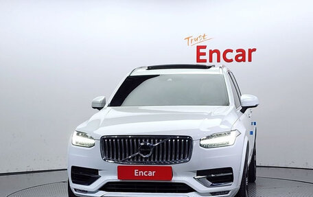 Volvo XC90 II рестайлинг, 2022 год, 4 480 000 рублей, 2 фотография