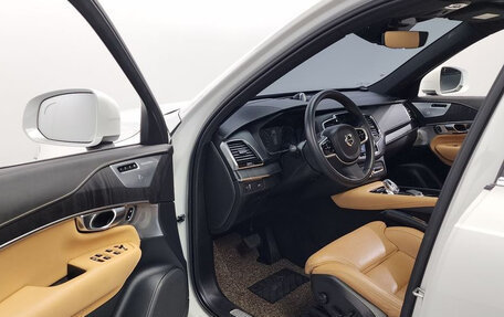 Volvo XC90 II рестайлинг, 2022 год, 4 480 000 рублей, 10 фотография