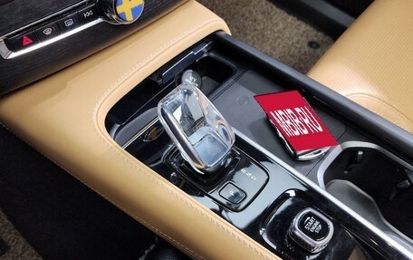 Volvo XC90 II рестайлинг, 2022 год, 4 480 000 рублей, 9 фотография