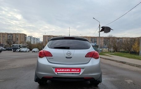 Opel Astra J, 2010 год, 700 000 рублей, 4 фотография