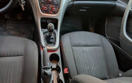 Opel Astra J, 2010 год, 700 000 рублей, 14 фотография