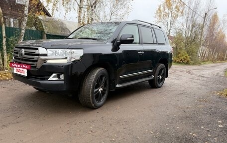 Toyota Land Cruiser 200, 2016 год, 5 444 444 рублей, 3 фотография