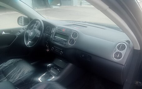 Volkswagen Tiguan I, 2010 год, 900 000 рублей, 5 фотография