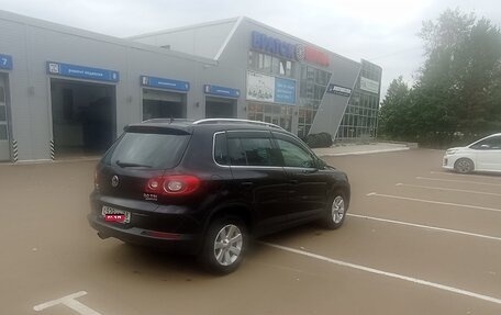 Volkswagen Tiguan I, 2010 год, 900 000 рублей, 13 фотография