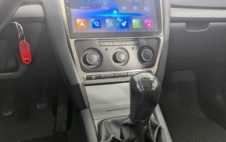 Skoda Octavia, 2011 год, 411 000 рублей, 27 фотография