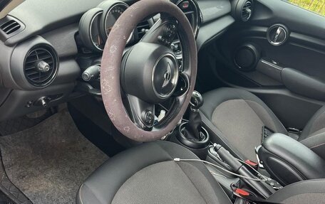 MINI Hatch, 2016 год, 1 300 000 рублей, 6 фотография